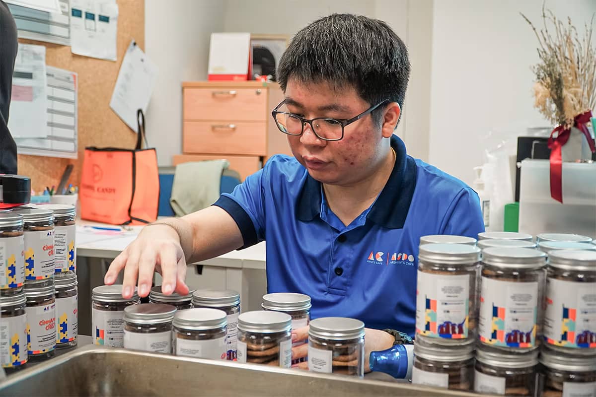 Donnervan’s Step Into the Working World